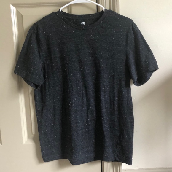 H&M Crewneck T-Shirt - Picture 1 of 4